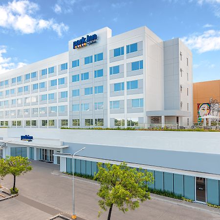 Park Inn By Radisson Bacolod Exterior photo